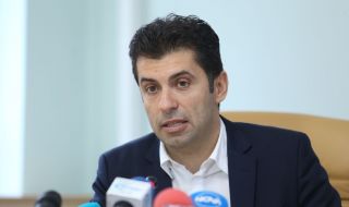 Кирил Петков финализира процедурата по проекта за производство на електромобили у нас