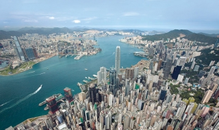 Продават български кораб заради дългове в Хонконг