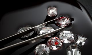 Руските диаманти под ембарго в Европа