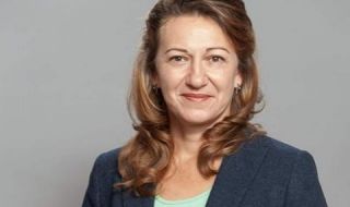 Стела Николова: Венецианската комисия ще изпрати на ГЕРБ становище в картинки следващият път 