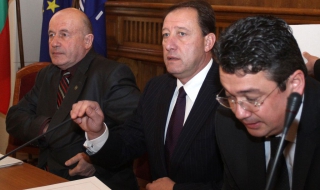 Министър Найденов: Пречупихме негативните тенденции в армията