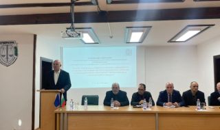 Гешев: Въпреки политическия натиск над прокуратурата работим за хората 