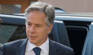 Важна среща на държавния секретар на САЩ по пътя му към Киев