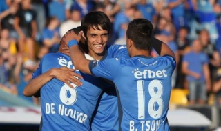 Левски изкопчи победата над Ботев (Пд)