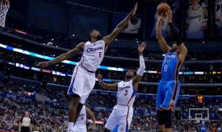 „Клипърс“  спря серията на Оклахома