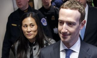Стотици хиляди коментари за жената на основателя на Фейсбук след мач в ММА