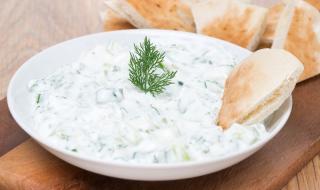 Рецепта на деня: Домашна салата "Снежанка"