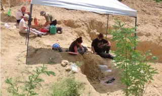 Български учени преобръщат дългогодишна теория за човешката еволюция