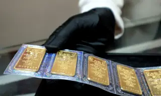 Gold price hits historic highs 