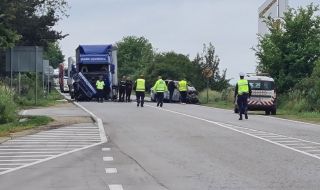Разследват причините за катастрофата на пътя Русе - Бяла  с двете жертви