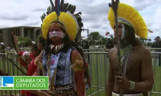 Сблъсъци в Бразилия: Аборигени атакуваха климатичната конференция на ООН ВИДЕО