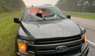 Вижте какво се случи с Ford, който беше ударен от мълния