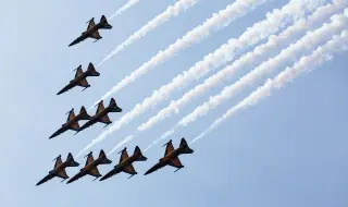 Южна Корея започна серия от военновъздушни учения в отговор на Пхенян