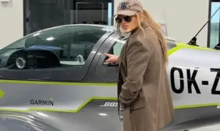 Ваня Червенкова отиде на пазар за... самолет (СНИМКИ+ВИДЕО)