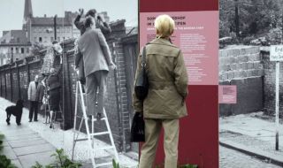 В германската столица отбелязват 62-ата годишнина от издигането на Берлинската стена