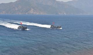 Турция заплаши да потопи гръцките кораби