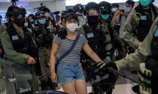 Китай потъпква човешките права в Хонконг