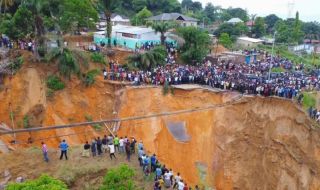 Загиналите след наводненията в столицата на Конго стигнаха 169 души