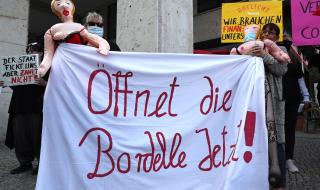 Бордеите в Берлин отвориха, но сексът не е позволен