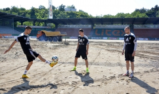 Футболистите на Литекс с нестандартна тренировка