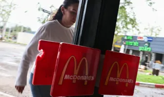 McDonald's намалява менюто си в Украйна