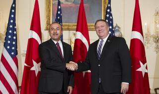 Анкара: Да, работим с Вашингтон, но не се отказваме от Москва