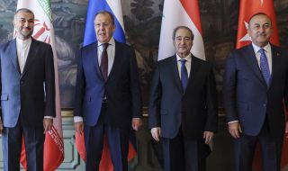 Лавров пожела на турския си колега успешни избори на 14 май