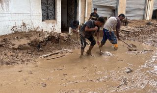 Броят на загиналите вследствие наводненията в Либия все още е неясен