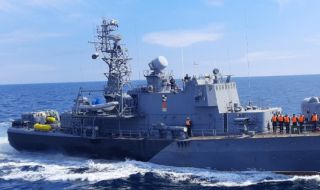 Два български кораба са блокирани в Украйна