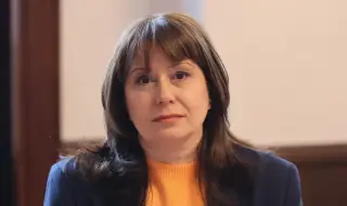 Омбудсманът Велислава Делчева пред ФАКТИ: Налице е правен вакуум по въпроса за сградната инсталация при парното