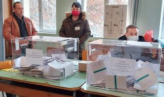 Младежкото обединение на БСП - София не подкрепя връщането на хартиената бюлетина