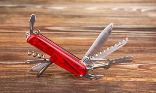 12 юни 1897 г. Патент за швейцарското ножче