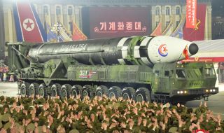 Няколко часа след срещата с Путин Северна Корея изстреля балистична ракета