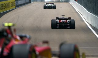 Пилоти от Формула 1 разкритикуваха настилката на новата писта в Маями