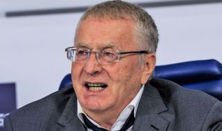 Почина лидерът на ЛДПР Владимир Жириновски 
