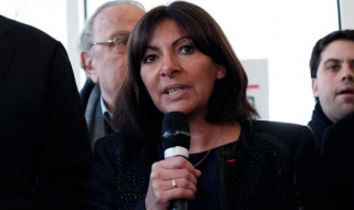 Кметицата на Париж ще съди телевизия на Мърдок