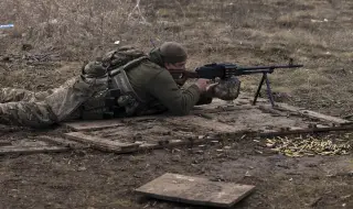 В северната част на граничния град Вовчанск в Харковска област украинските войски водят боеве срещу руските сили