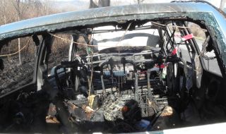 Водач катастрофира и загина, подпалвайки се в автомобила си