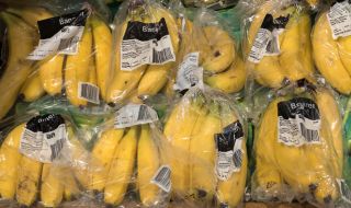 Мъж откри един от най-отровните паяци в пакет банани в магазин