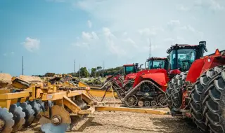 КЗК установи картел при обществени поръчки за строителна техника