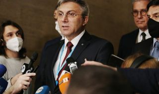 Карадайъ нападна репортер на „Капитал“