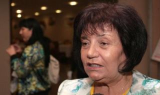 Янка Такева: Ще има удължаване на учебната година