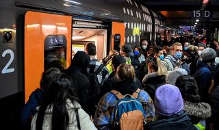 Пускат безплатни карти за пътувания с влак, за да се борят с инфлацията
