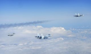 Тревога в небето! Сили на НАТО са били вдигнати 10 пъти за прехващане на руски самолети