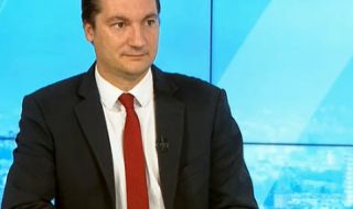 Крум Зарков работи по нов закон за КПКОНПИ 