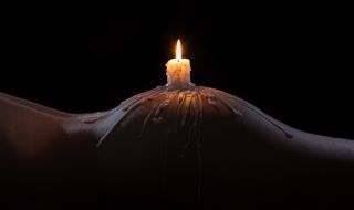 Използвайте масажни свещи за още по-приятен секс
