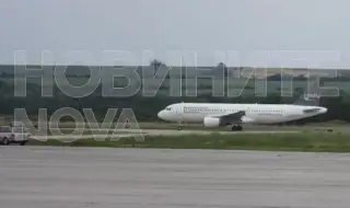 Самолет с румънски туристи кацна аварийно в Горна Оряховица