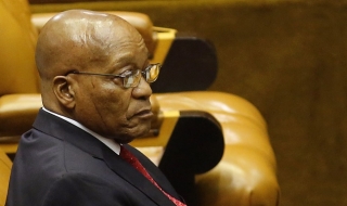 Вот на недоверие срещу президента на Южна Африка от собствената му партия