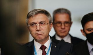 Карадайъ: Арестите са безобразие, има пълзящ фашизъм