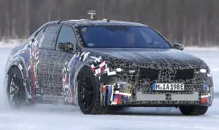 Тестват новото BMW M3 в снежни условия